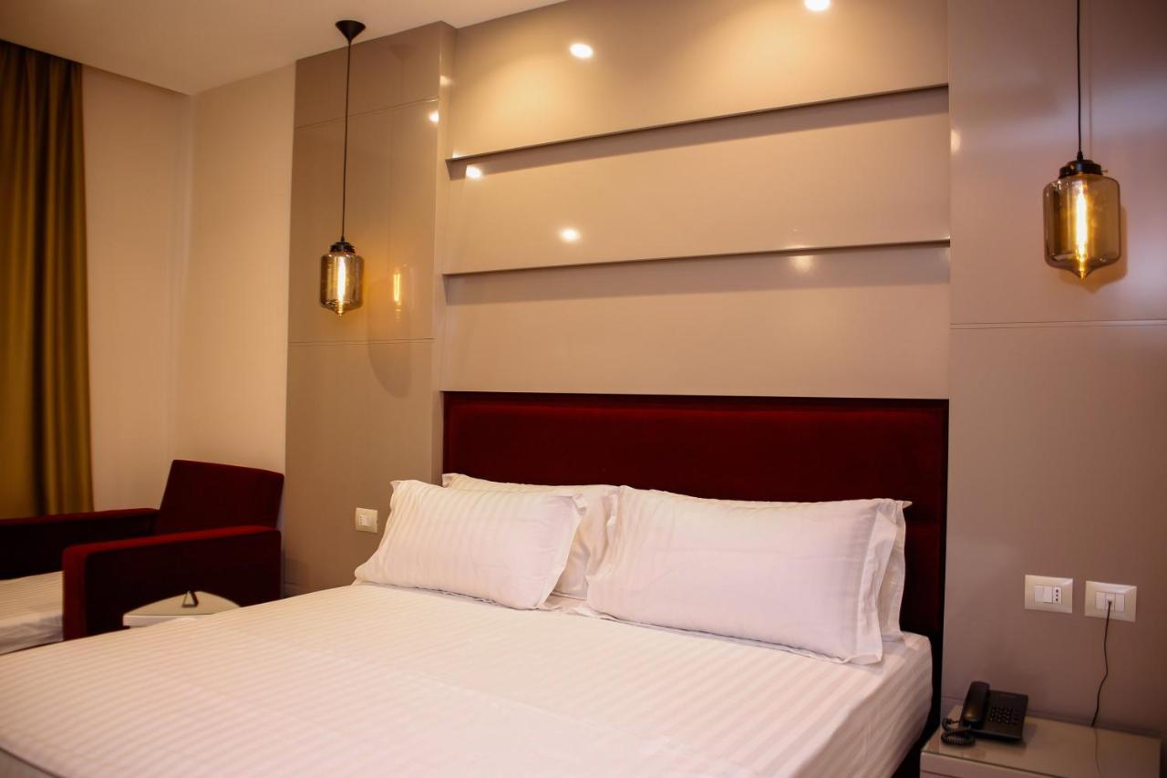 Hotel Luxury Ksamil Pokoj fotografie