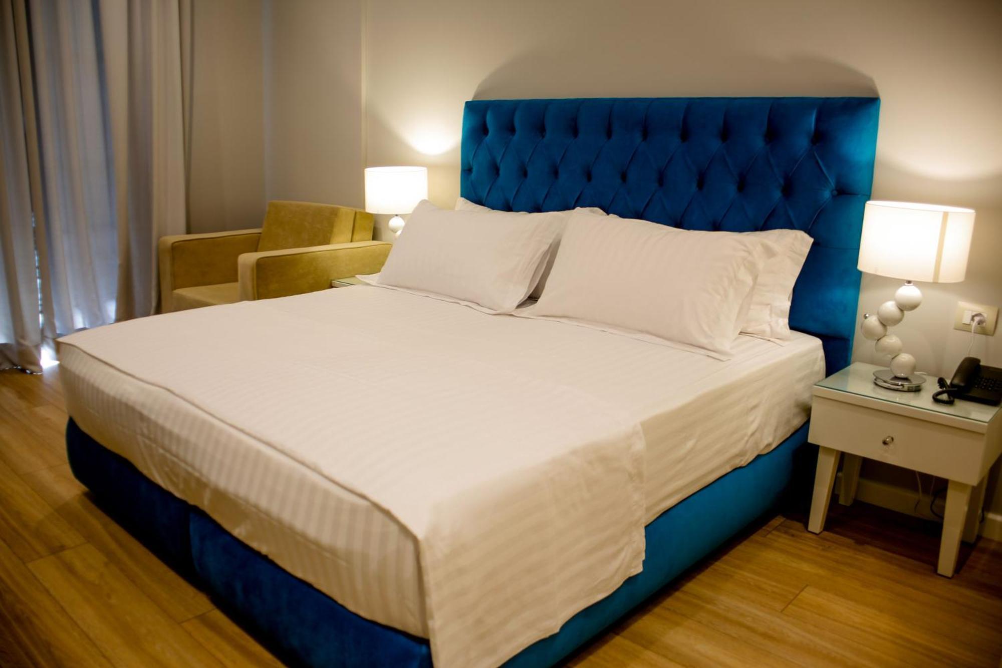 Hotel Luxury Ksamil Pokoj fotografie
