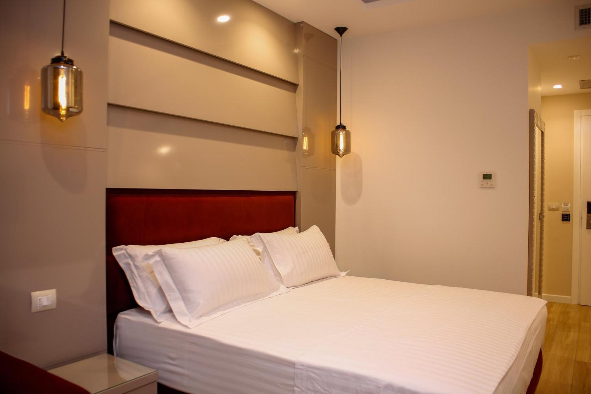 Hotel Luxury Ksamil Pokoj fotografie