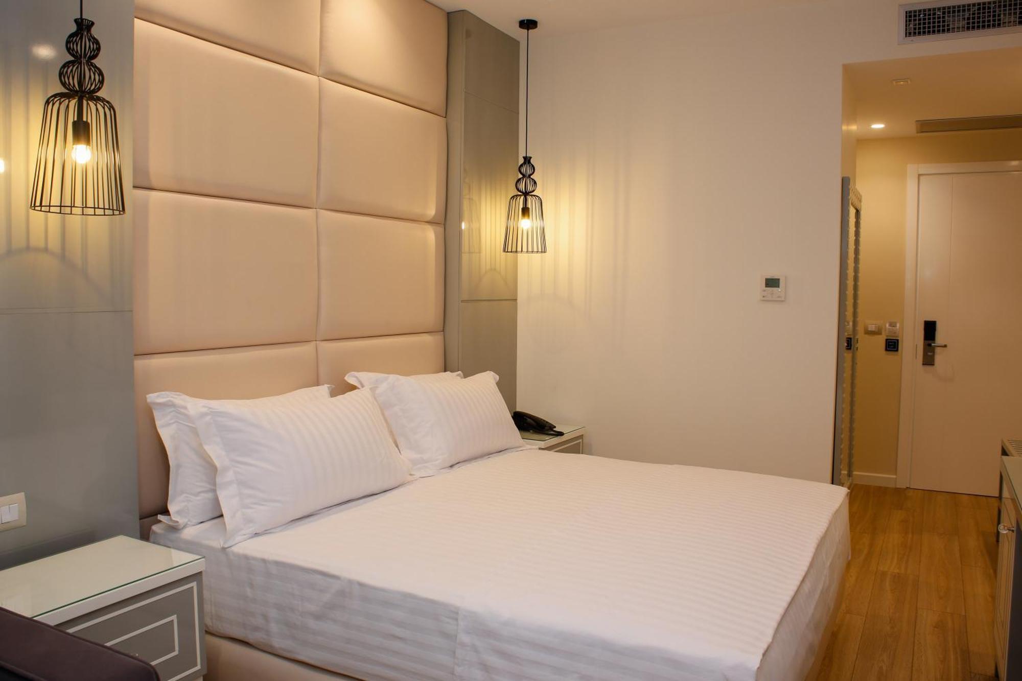 Hotel Luxury Ksamil Pokoj fotografie