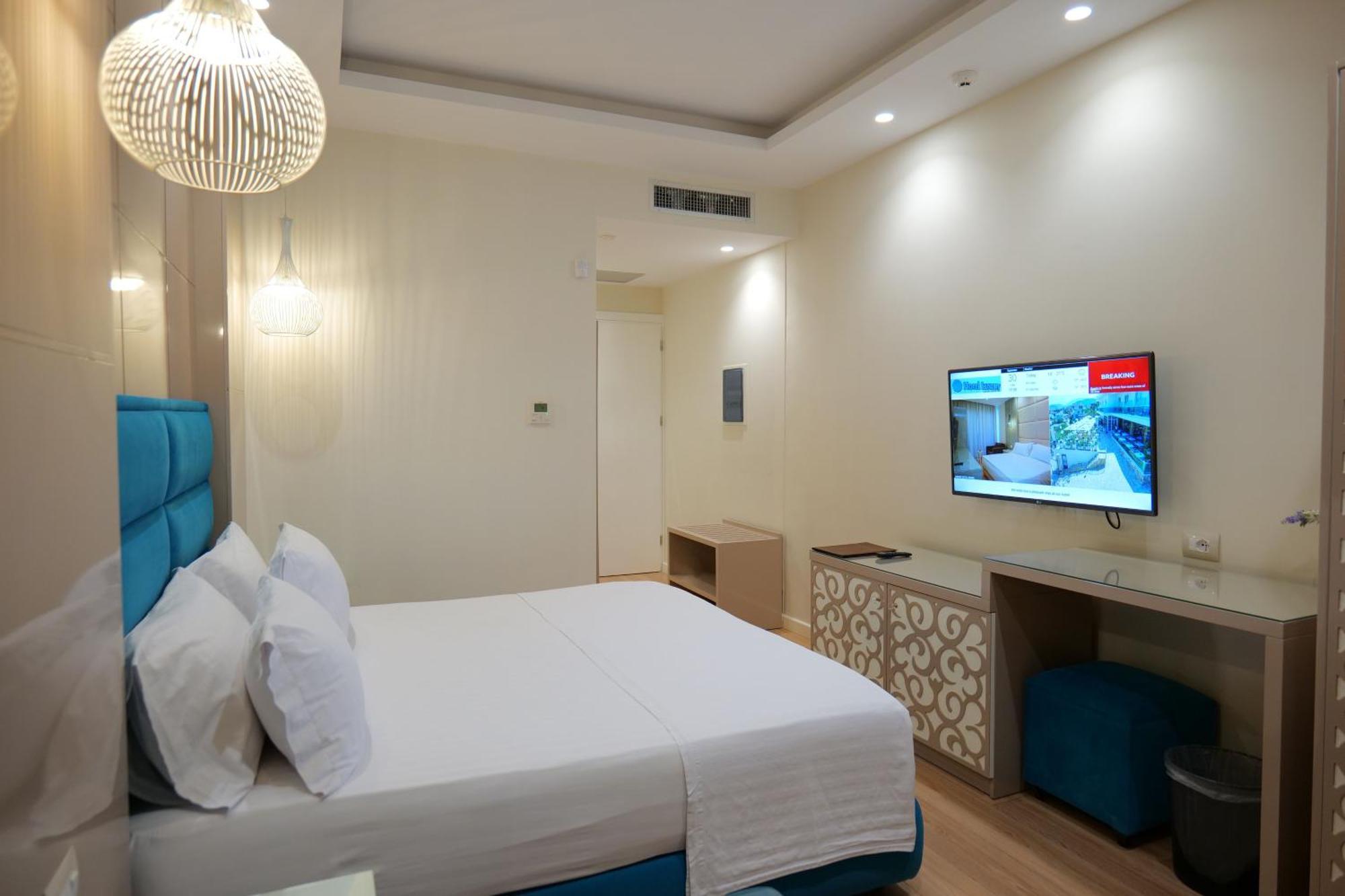 Hotel Luxury Ksamil Pokoj fotografie